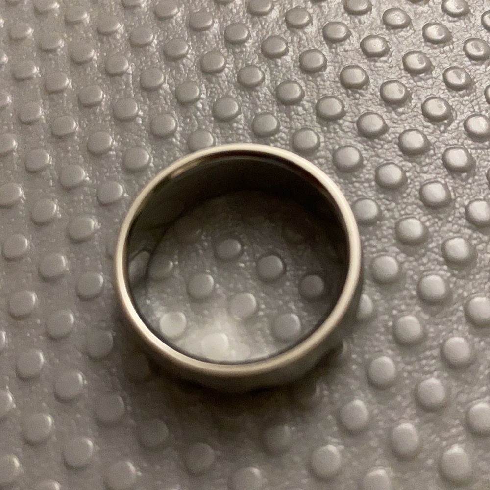 Ring - Picture 3 of 3